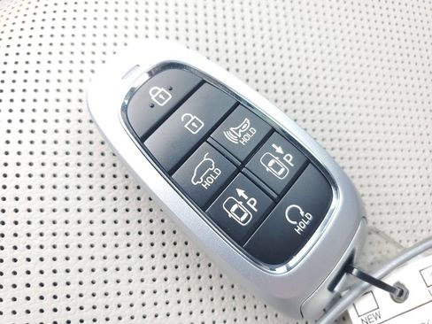 Used 2024 Hyundai Tucson Limited AWD/4WD image 29