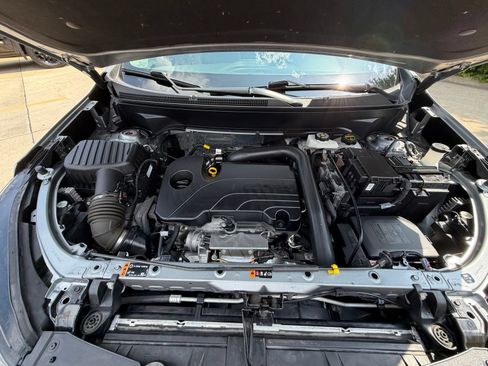 Used 2024 Chevrolet Equinox LT w/ LPO, Floor Liner Package FWD image 36