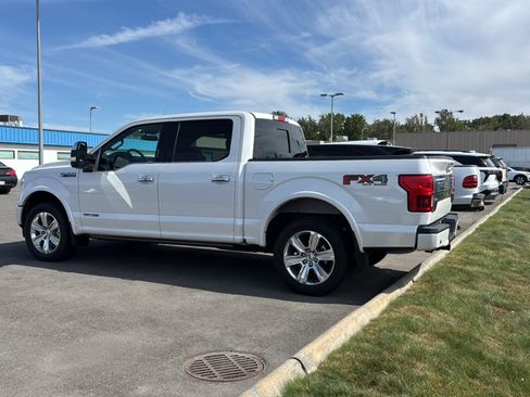Used 2018 Ford F150 Platinum w/ Equipment Group 701A Luxury AWD/4WD image 3