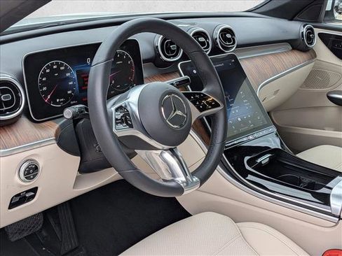 Used 2024 Mercedes-Benz C 300 4MATIC Sedan image 9