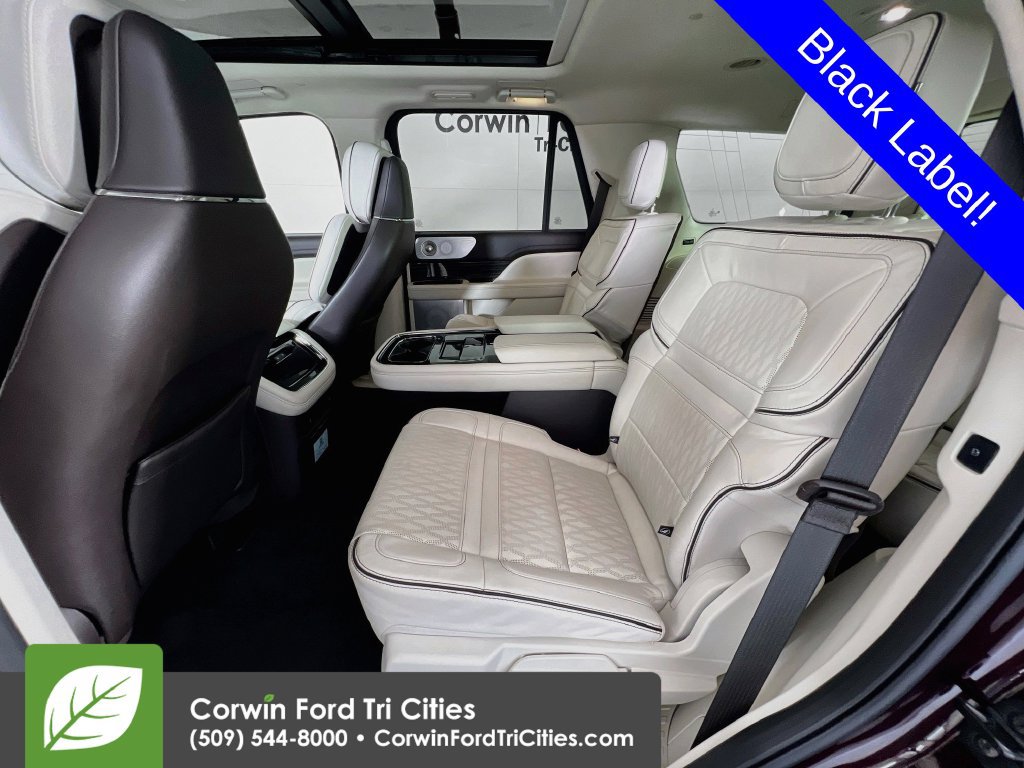 Used 2024 Lincoln Navigator Black Label AWD/4WD image 29