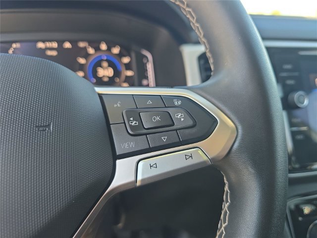 Used 2023 Volkswagen Atlas Cross Sport SEL AWD/4WD image 24