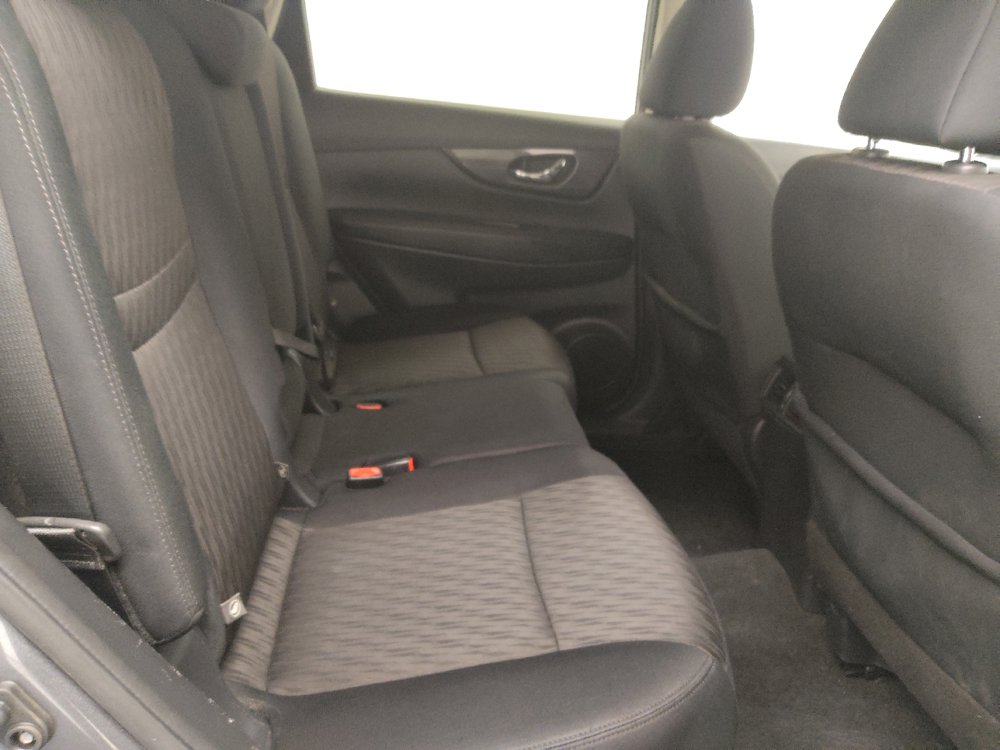 Used 2018 Nissan Rogue SV w/ Premium Package AWD/4WD image 19