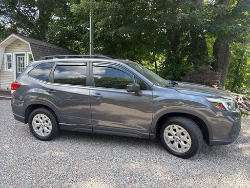 Used 2021 Subaru Forester AWD/4WD image 5