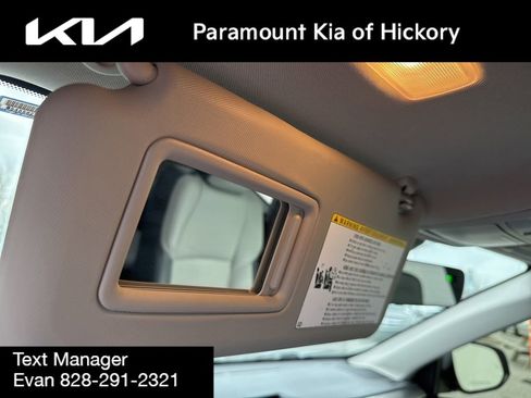 Used 2017 Toyota RAV4 Limited image 31