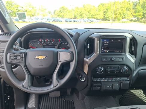 New 2026 Chevrolet Silverado 1500 Custom image 2