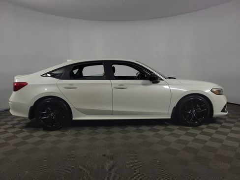 Used 2023 Honda Civic Sport image 10