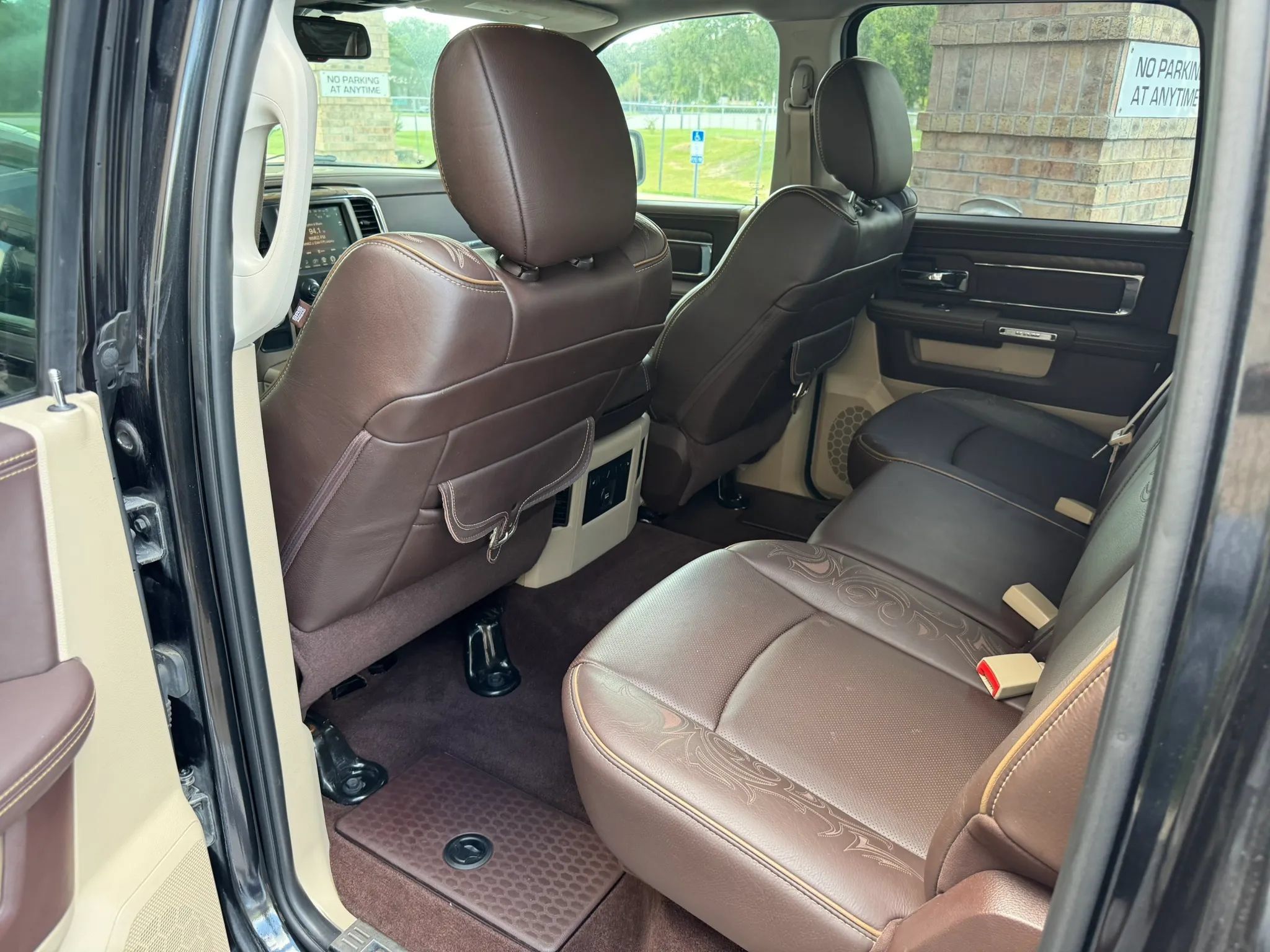Used 2016 RAM 1500 Laramie Longhorn w/ Convenience Group RWD image 19