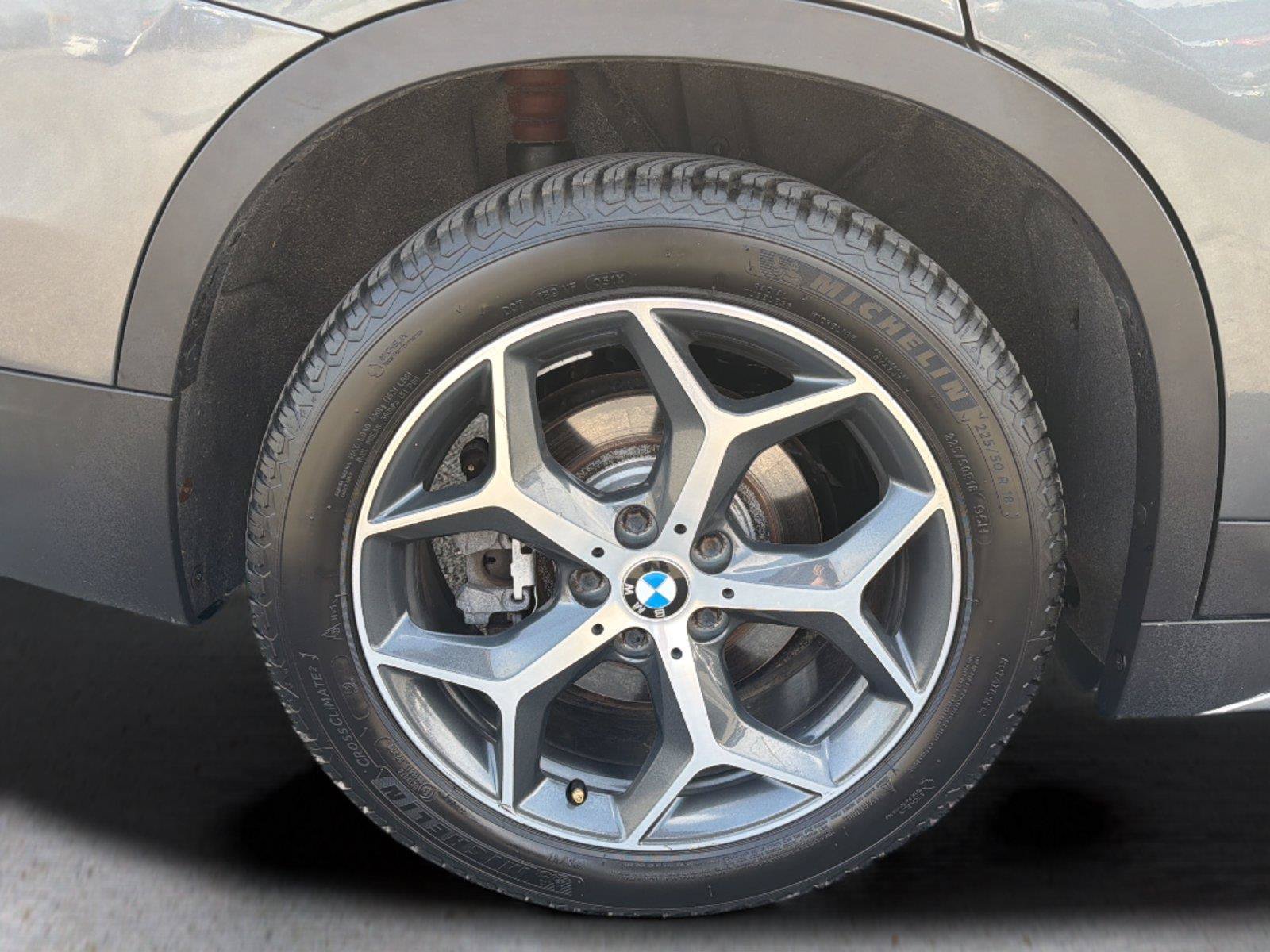Used 2016 BMW X1 xDrive28i w/ Premium Package AWD/4WD image 40