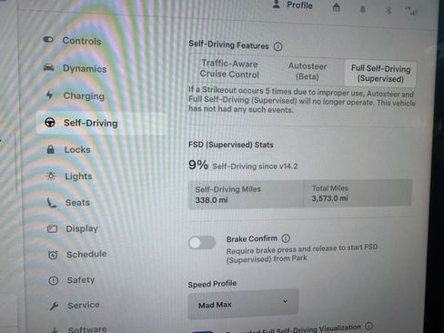 Used 2024 Tesla Model Y Long Range AWD/4WD image 25