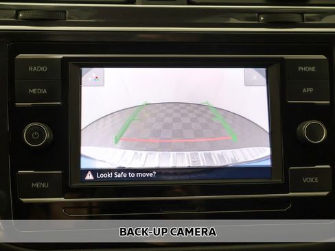 Used 2024 Volkswagen Tiguan S image 5