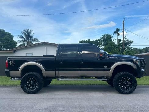 Used 2012 Ford F250 King Ranch w/ King Ranch w/Chrome Pkg AWD/4WD image 4