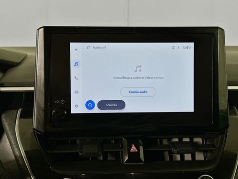 Used 2025 Toyota Corolla LE image 19