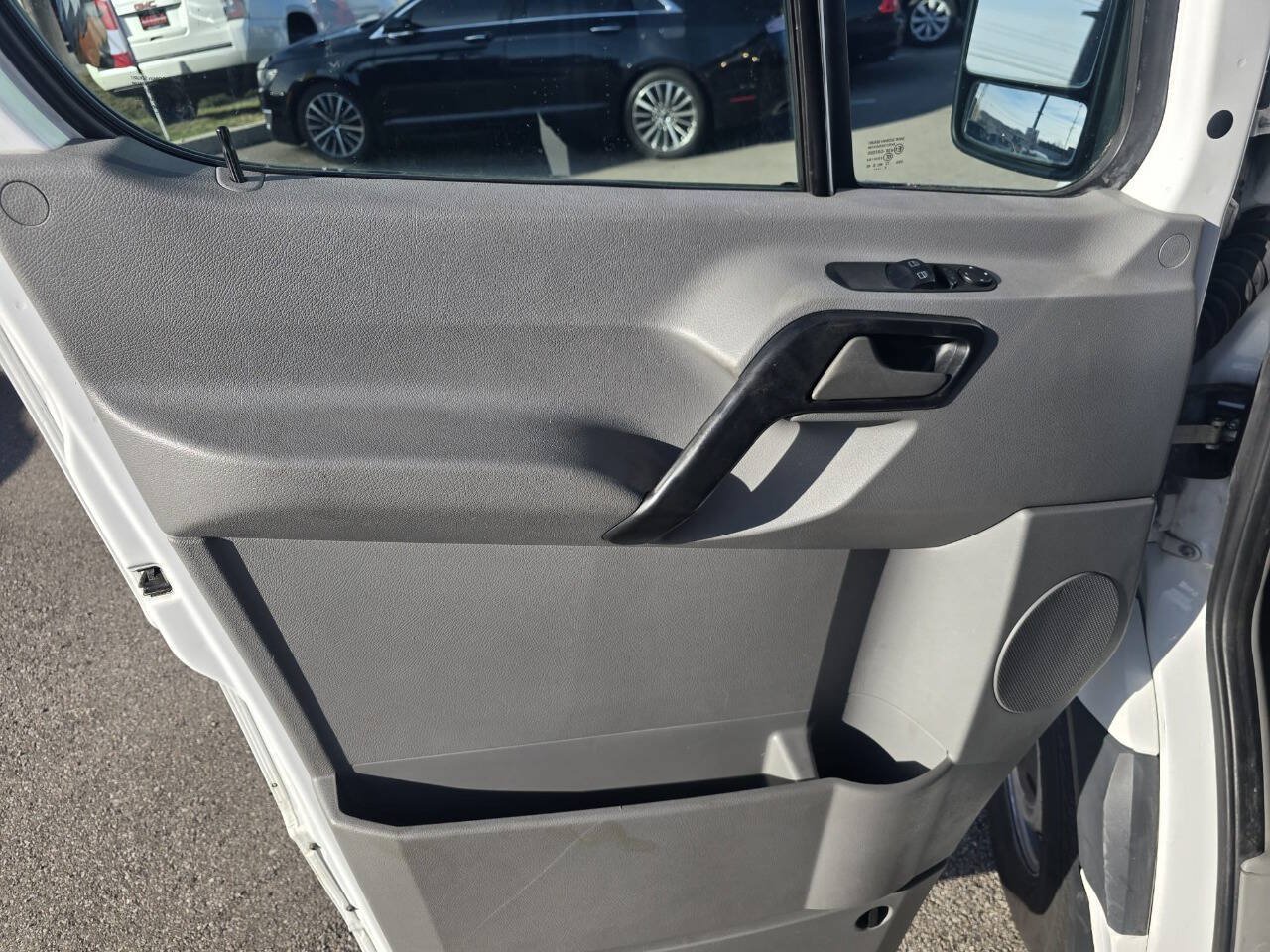Used 2012 Mercedes-Benz Sprinter 2500 image 36