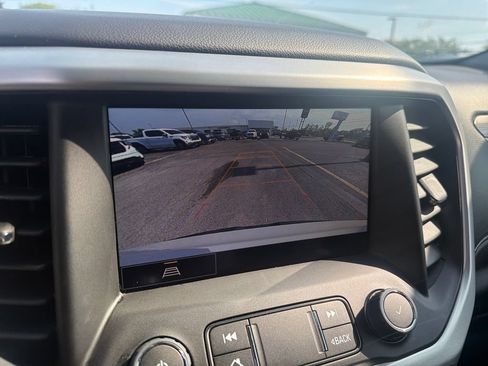 Used 2023 GMC Acadia SLT w/ Preferred Package AWD/4WD image 19