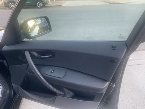 Used 2004 BMW X3 2.5i image 8