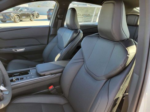 Certified 2026 Lexus ES 350e w/ Convenience Package FWD image 21