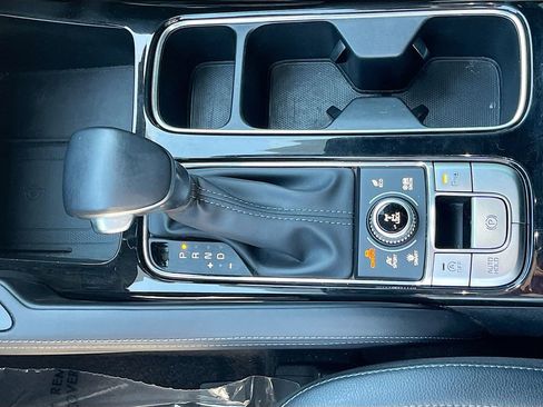Used 2025 Kia Telluride EX X-Line AWD/4WD image 17
