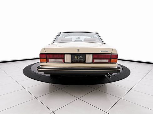 Used 1990 Rolls-Royce Silver Spur image 13