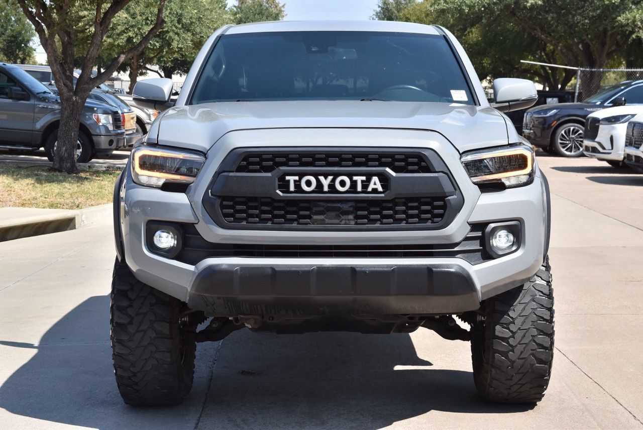 Used 2020 Toyota Tacoma TRD Off-Road AWD/4WD image 3