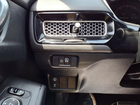 Used 2022 Honda Civic Sport image 17