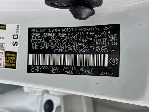 Used 2022 Toyota Corolla LE FWD image 38