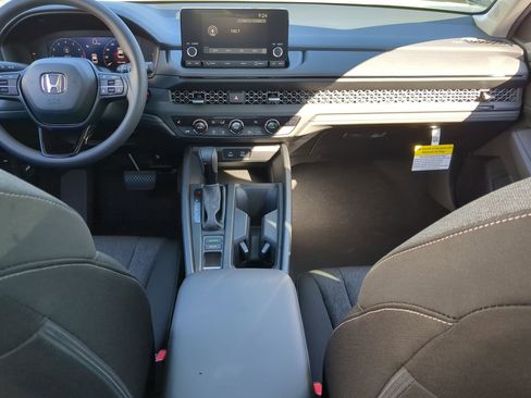New 2025 Honda Accord SE image 16