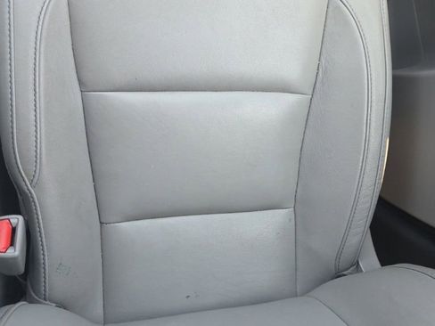 Used 2017 Toyota Highlander XLE w/ Carpet Mat Package AWD/4WD image 27