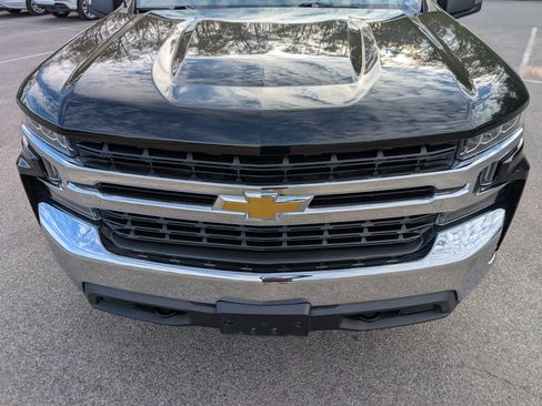 Used 2019 Chevrolet Silverado 1500 LT w/ All-Star Edition image 12