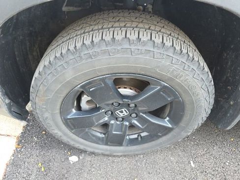 Used 2025 Honda Ridgeline Black Edition image 23