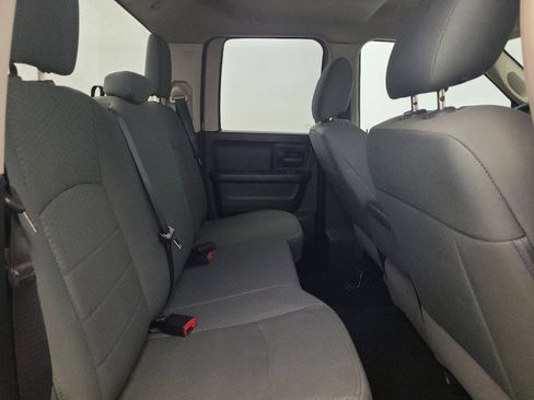 Used 2018 RAM 1500 Express AWD/4WD image 19