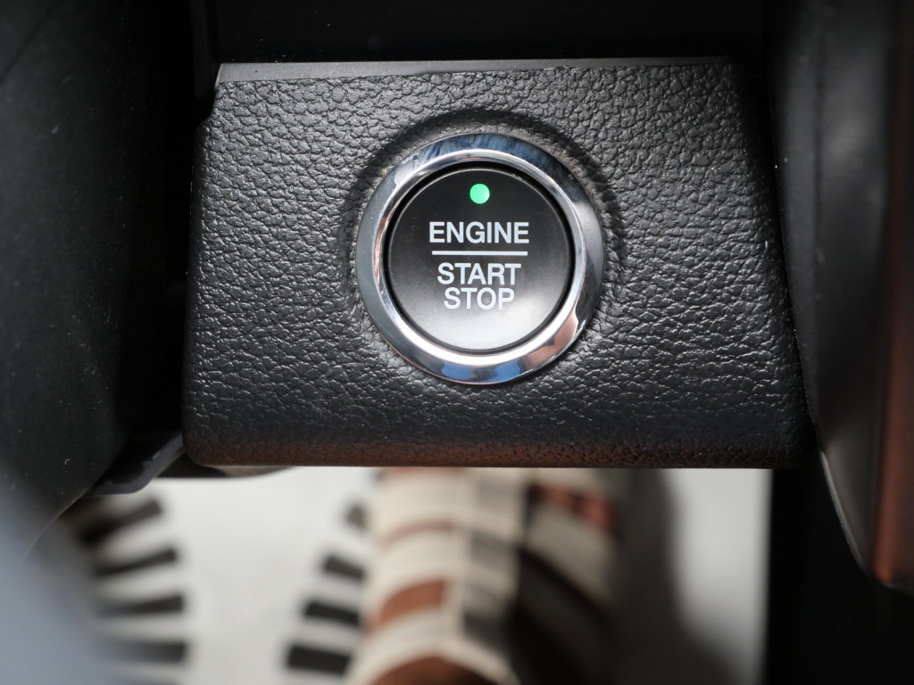 Used 2021 Ford Expedition Limited AWD/4WD image 31