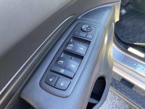 Certified 2024 Dodge Durango GT image 23