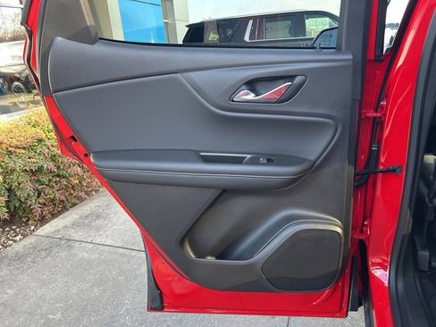 Used 2024 Chevrolet Blazer LT w/ Convenience Package image 11