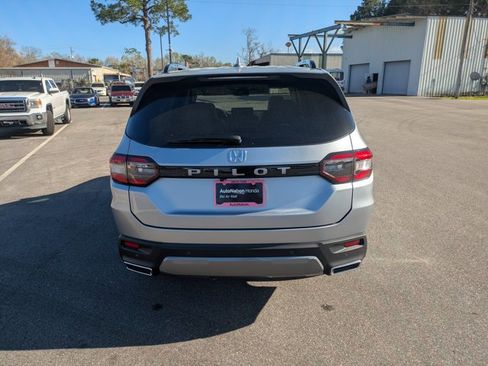 New 2026 Honda Pilot EX-L image 7
