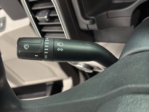 Used 2022 Ford F350 XLT w/ XLT Value Package image 21