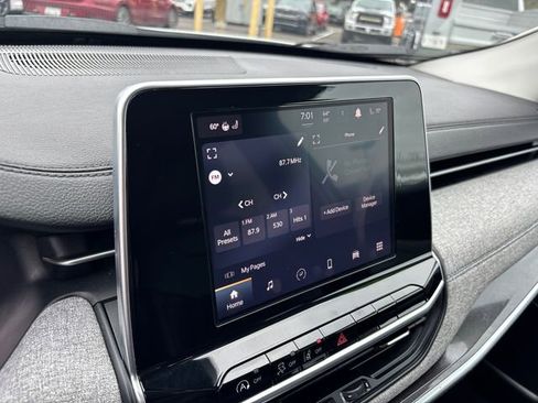 Used 2022 Jeep Compass Latitude w/ Convenience Group image 20