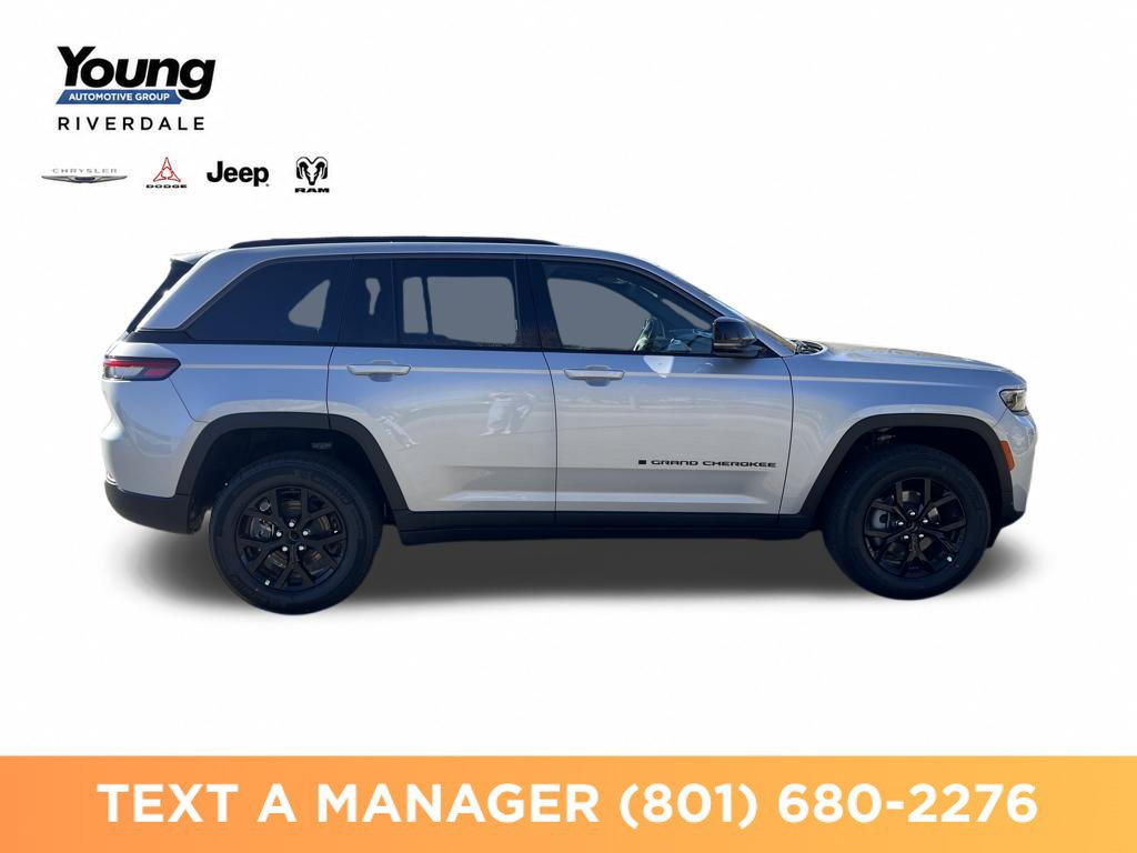 New 2026 Jeep Grand Cherokee Altitude AWD/4WD image 6
