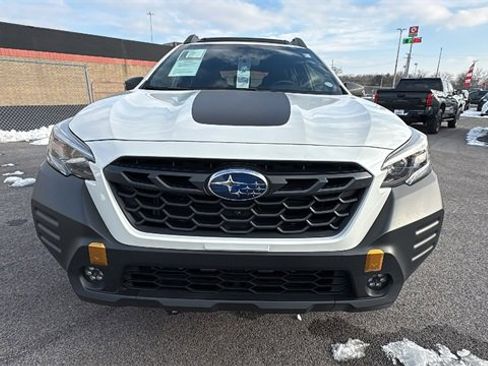 Used 2022 Subaru Outback Wilderness w/ Wilderness Package image 8