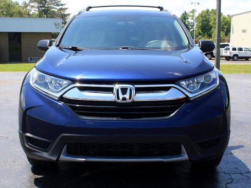 Used 2017 Honda CR-V LX image 2