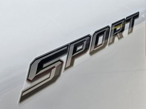 Used 2022 Ford F150 XLT w/ Equipment Group 302A High RWD image 11