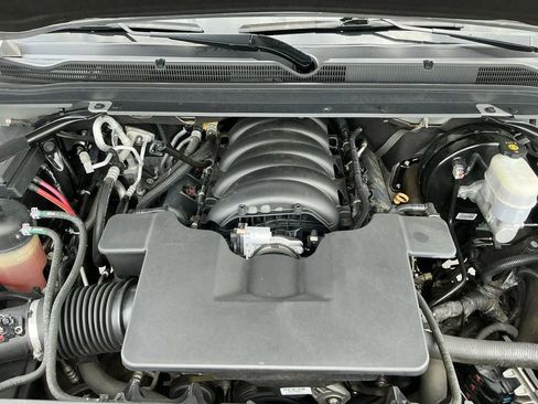 Used 2020 Chevrolet Tahoe Premier AWD/4WD image 25