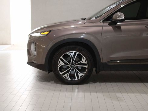 Used 2020 Hyundai Santa Fe Limited image 4