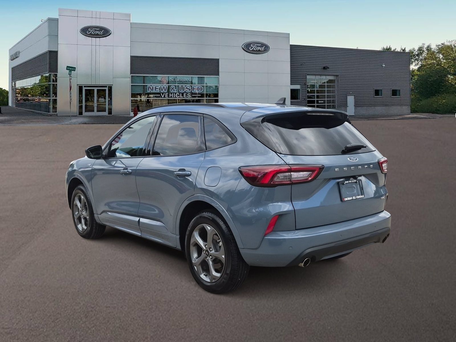 Used 2024 Ford Escape ST-Line w/ Tech Pack #1 AWD/4WD image 7