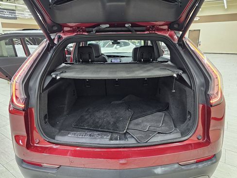 Used 2019 Cadillac XT4 Sport w/ Cold Weather Package FWD image 12