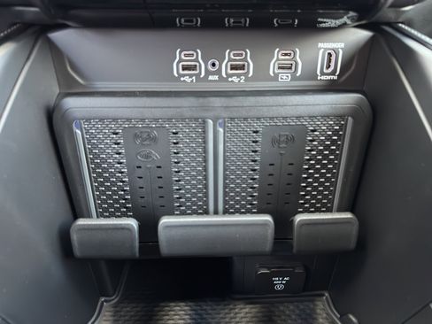 New 2026 RAM 1500 Limited image 16