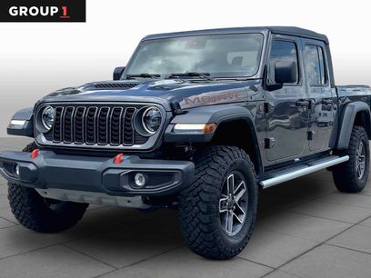 Used 2025 Jeep Gladiator Mojave