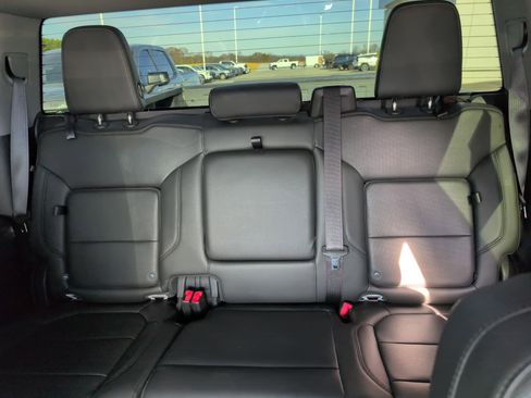 Used 2020 Chevrolet Silverado 1500 LTZ image 27