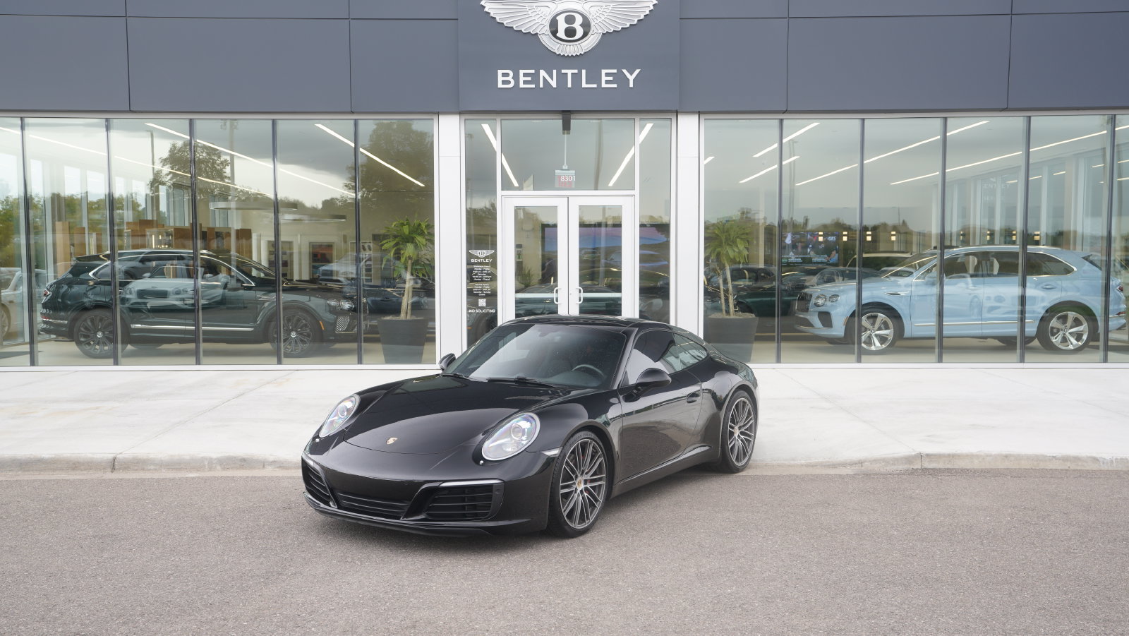 Used 2017 Porsche 911 Carrera S RWD image 1