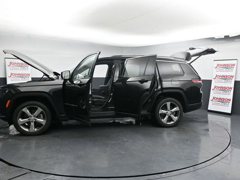 Used 2021 Jeep Grand Cherokee L Limited image 28